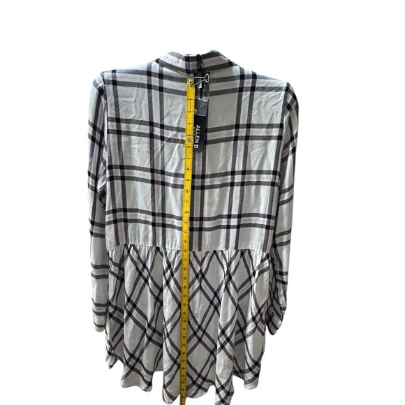 Allen B. Plaid NWT L button down wt46 - Picture 4 of 7